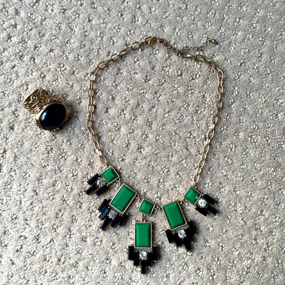 Used necklace and ring - Picture 1 of 9